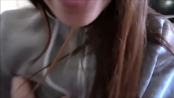 Petite Babe Pleases Her Man With Oral Sex Before Hitting The Gym